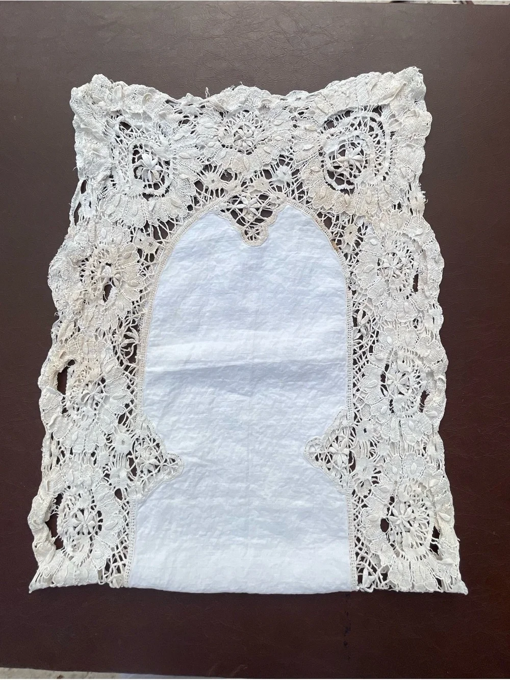 Rare Antique 19th Century Handmade European Needle Lace & Linen Table Runner 42